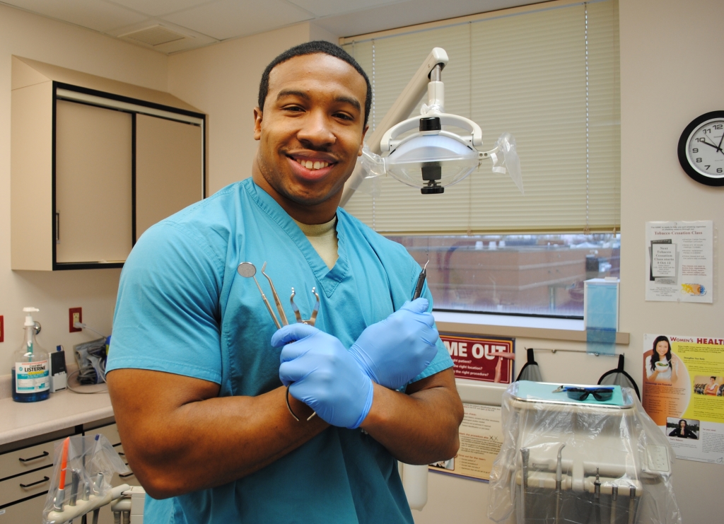 What’s the Difference Between a Dentist and an Endodontist?