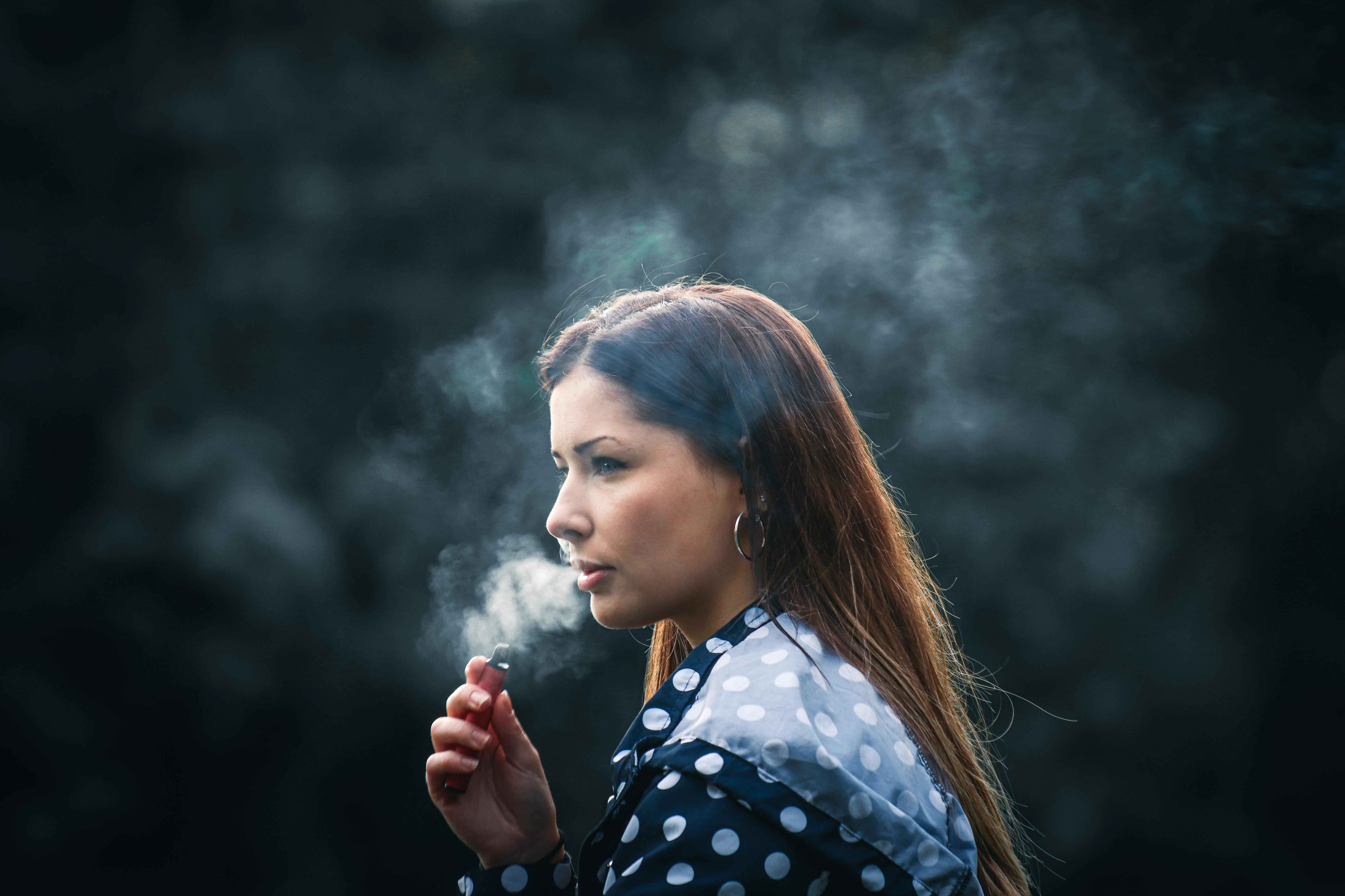 What To Know About Vaping and Oral Health
